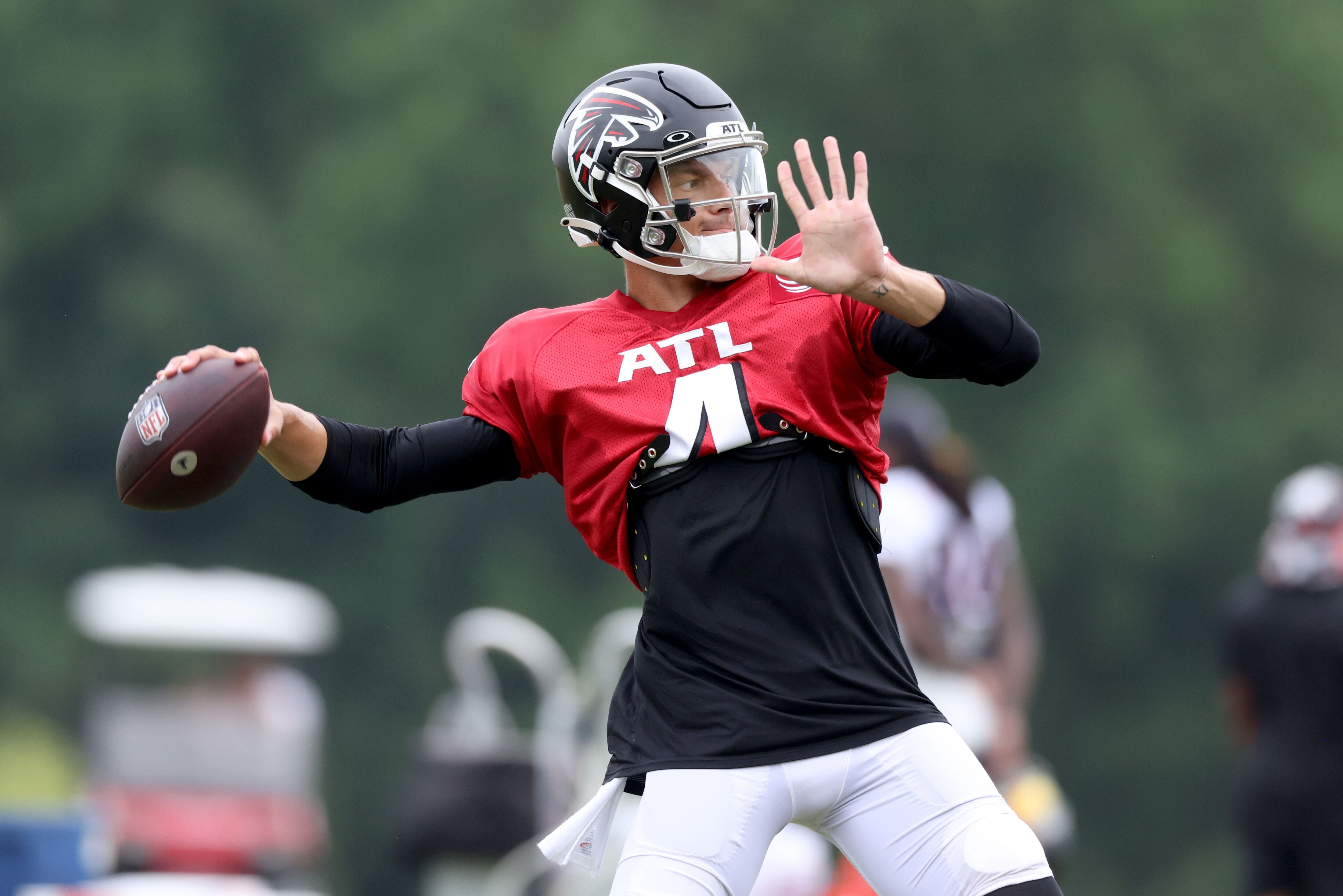 Atlanta Falcons Ex Marcus Mariota Opens Up About Football Journey In  'Quarterback' - Sports Illustrated Atlanta Falcons News, Analysis and More