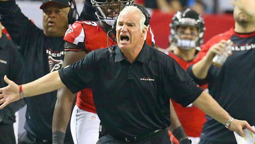 Falcons coach Mike Smith yells during the last game of a tough season.