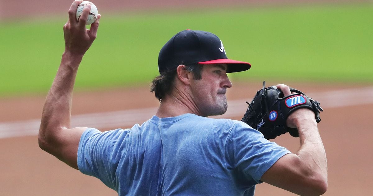 Cole Hamels Is Early Season Cy Young Contender