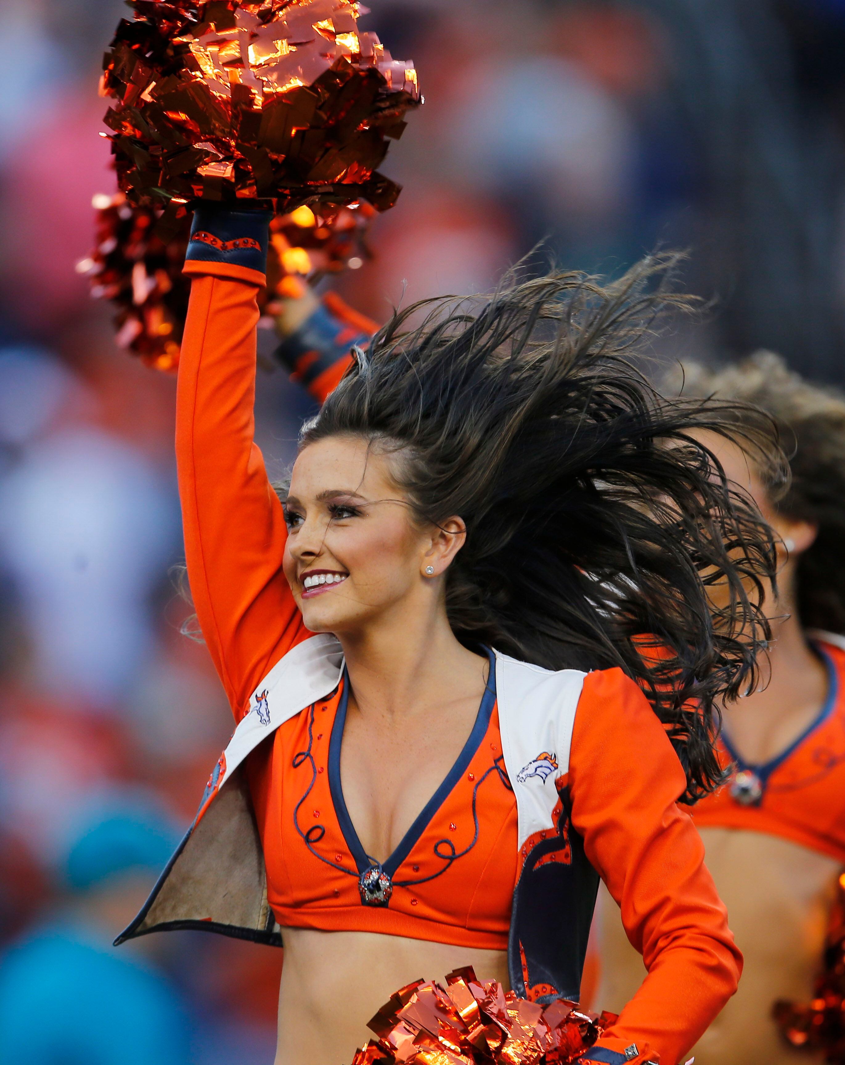 NFL cheerleaders perform at preseason games - Week 3