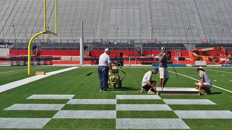 Officials say Reliant Stadium in playoff shape