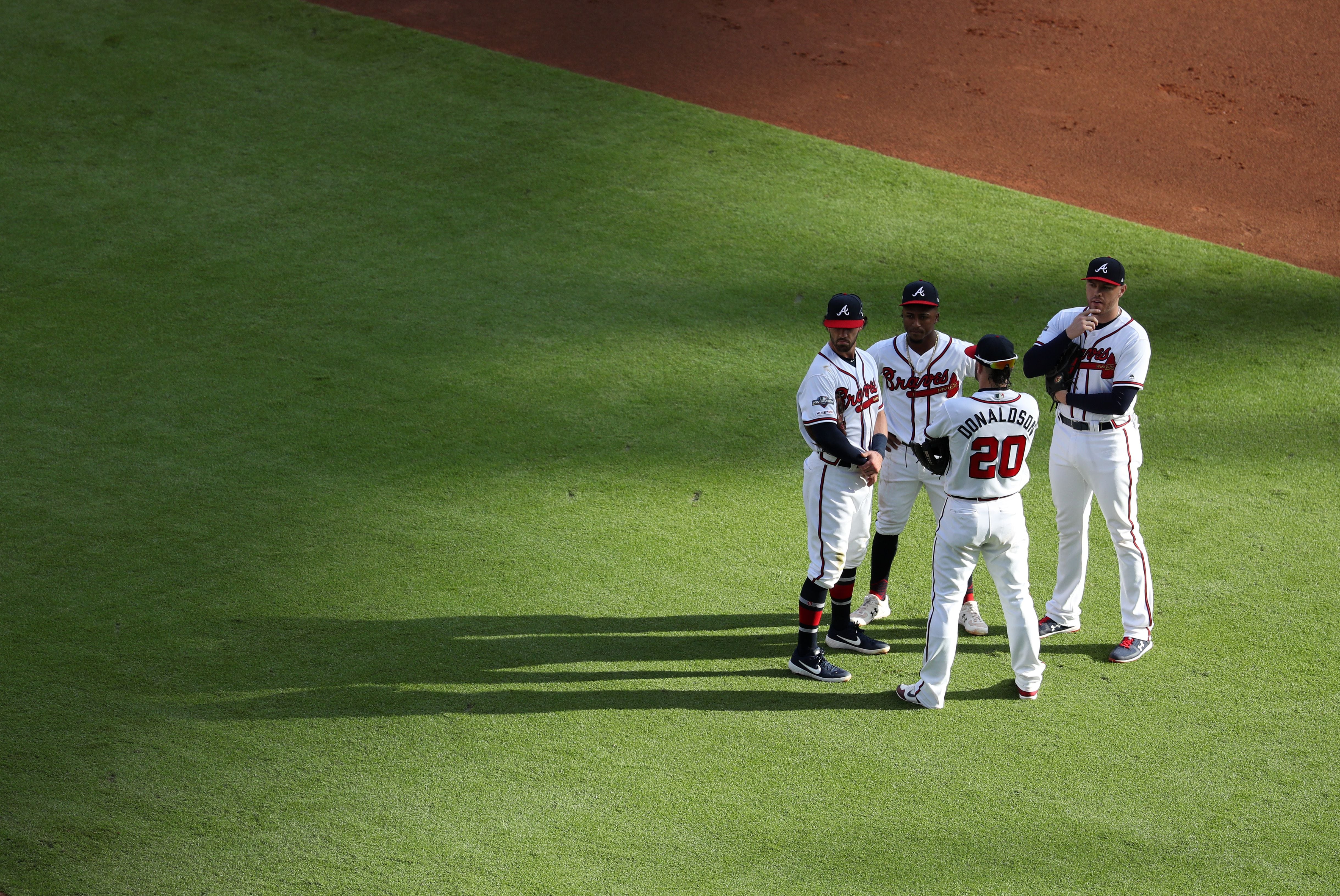 While the Braves rest, their fans shop as MLB postseason gets underway –  95.5 WSB