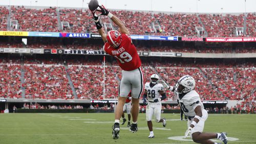 Georgia Bulldogs tight end Brock Bowers (19) is unable to make a touchdown catch against Samford Bulldogs safety Wade White (40) during the first quarter at Sanford Stadium, Saturday, September 10, 2022, in Athens. Georgia won 33-0. (Jason Getz / Jason.Getz@ajc.com)