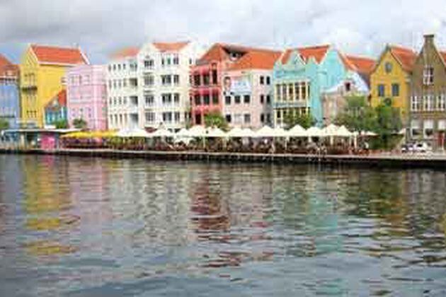 Shopping in Wilemstad, Curacao.