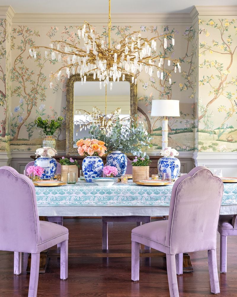 Colors that are bright and fun can enliven rooms, especially spaces for entertaining, during the summer months, said Atlanta designer Kristin Kong.
(Courtesy of K Kong Designs / Clara Chambers)