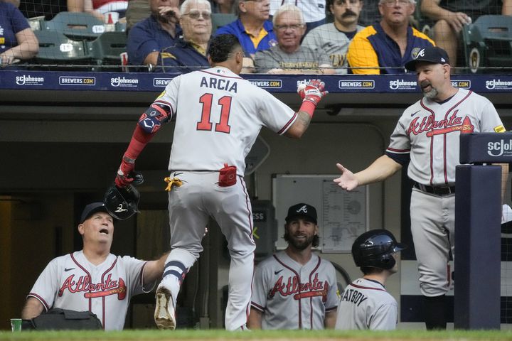 Atlanta Braves vs. Milwaukee Brewers, The Chop House., Sussman Imaging