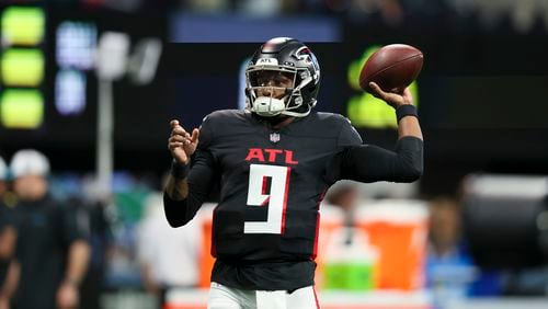 Atlanta Falcons quarterback Michael Penix Jr. warms up before their preseason NFL game against the Jacksonville Jaguars at Mercedes-Benz Stadium, on Friday, Aug. 23, 2024, in Atlanta. The Falcons lost 31-0. (Jason Getz / AJC)
