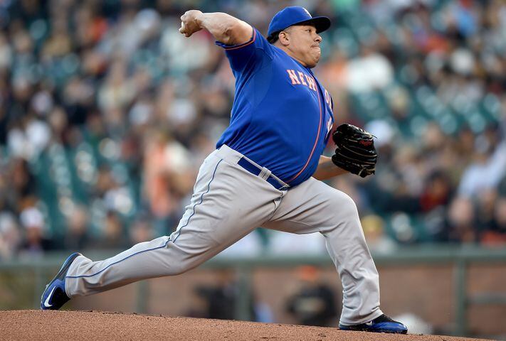 Braves hilariously set 'Big Sexy' Bartolo Colon's photoshoot to smooth jazz