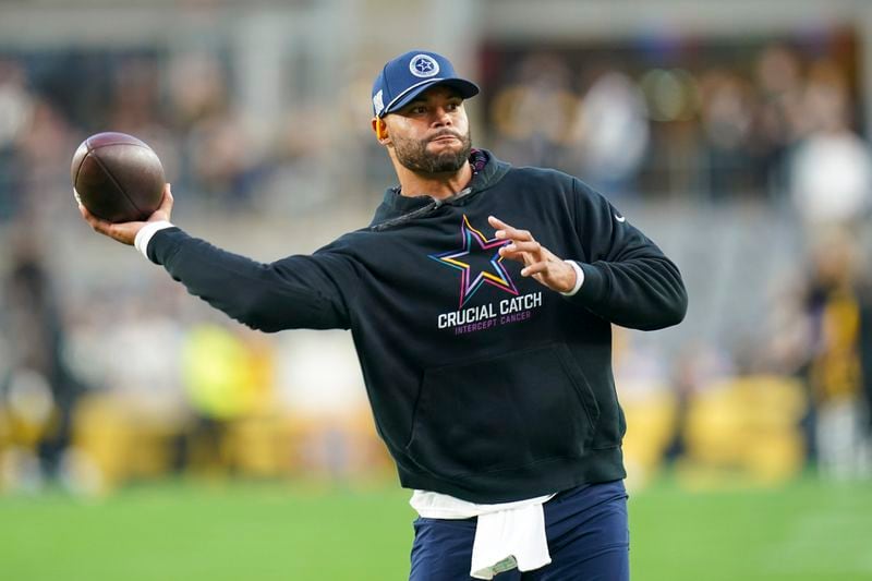 Dallas Cowboys quarterback Dak Prescott works out prior to an NFL football game against the Pittsburgh Steelers, Sunday, Oct. 6, 2024, in Pittsburgh. (AP Photo/Matt Freed)