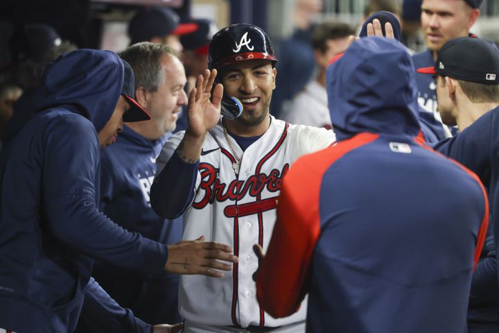 042723 BRAVES PHOTO