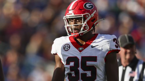 Georgia linebacker Damon Wilson II prepares for a defensive play against Florida at EverBank Stadium, Saturday, October 27, 2023, in Jacksonville, Fla. Georgia won 43-20 against Florida. (Jason Getz / Jason.Getz@ajc.com)