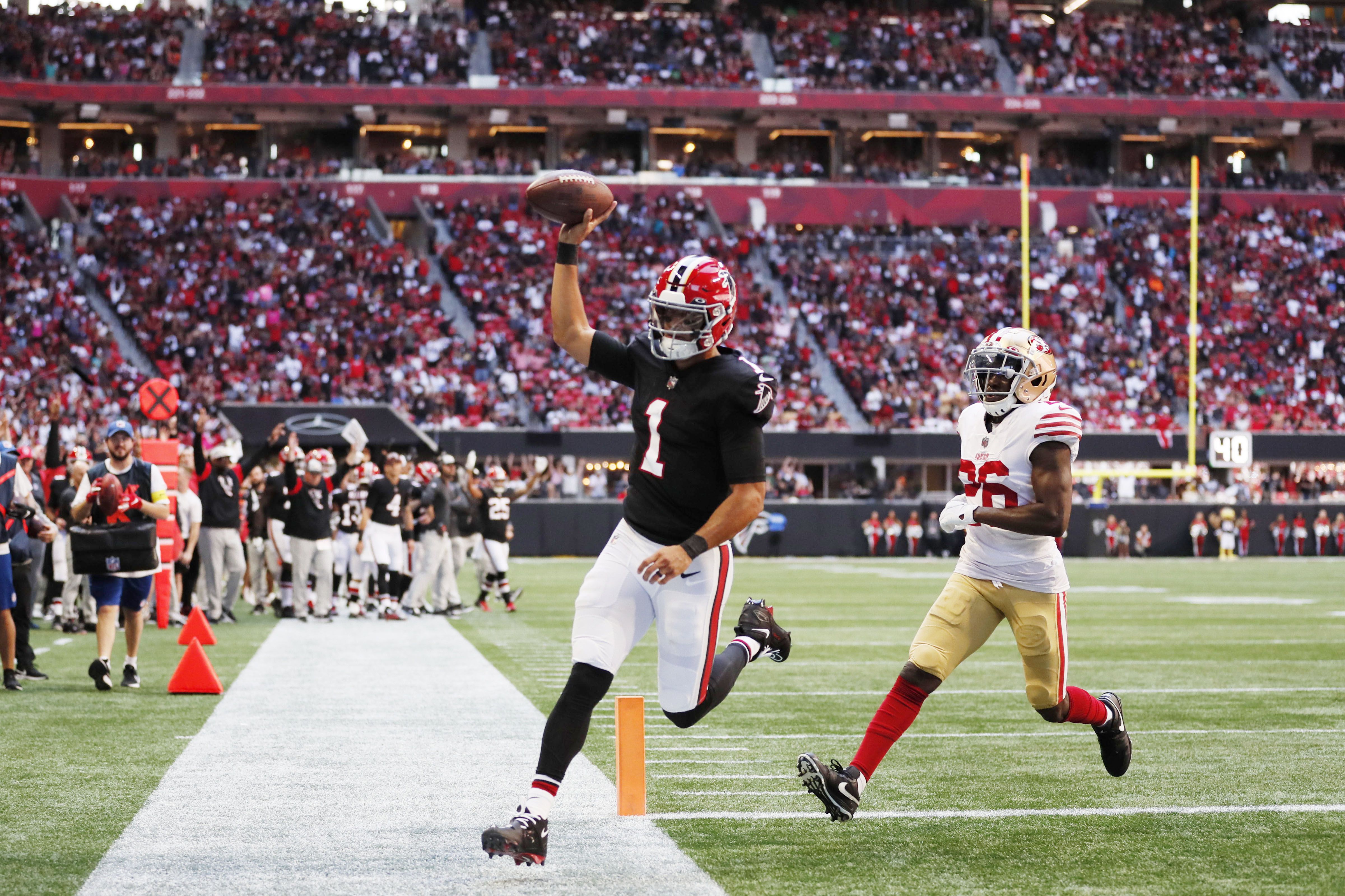 Falcons 28 - 49ers 14 instant recap: Atlanta wins big on a day