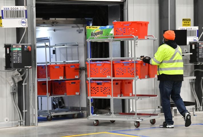 Kroger launches delivery service from Forest Park fulfillment center