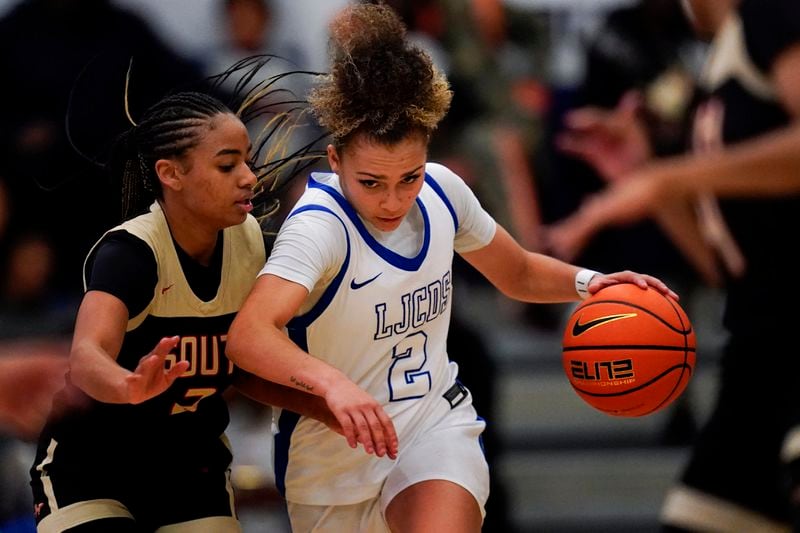 If there was a face of the bold new frontier of name, image and likeness (NIL) at the high school level last season, it might have been social media star Jada Williams, who played point guard at San Diego's La Jolla Country Day and is an Arizona Wildcats commit. (AP Photo/Gregory Bull)