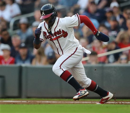 Photos: Braves begin home series with Mets