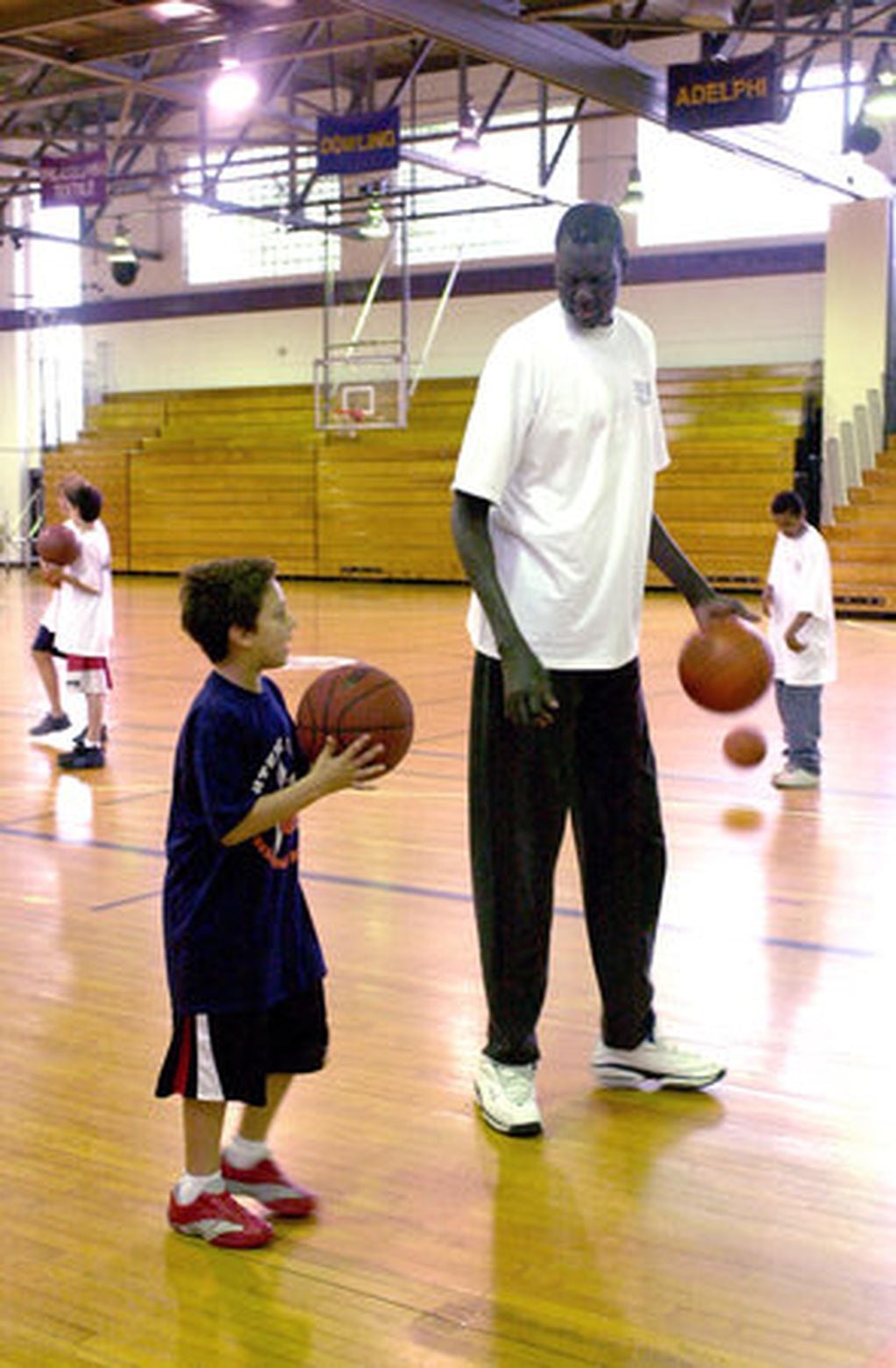 Hoops Daily - Manute Bol is the only player in NBA history
