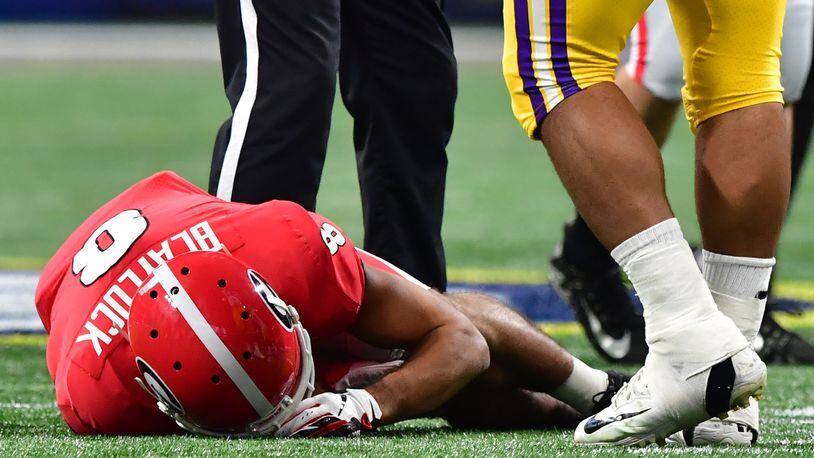 2019 SEC Championship: Georgia's Dominick Blaylock carted off injury