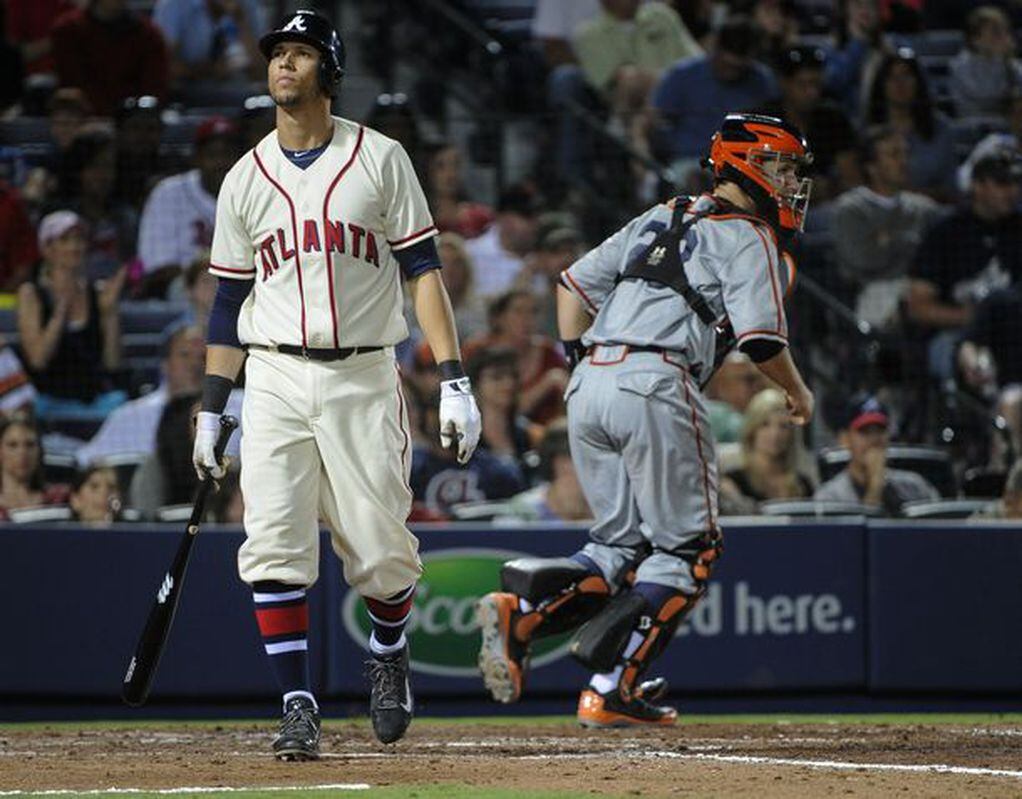 Braves part ways with struggling Dan Uggla