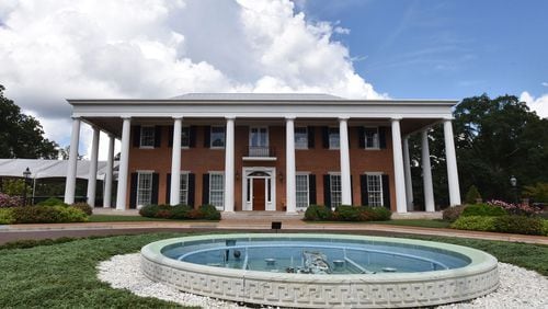 September 9, 2015 Atlanta - Exterior of The Governor's Mansion on Wednesday, September 9, 2015.HYOSUB SHIN / HSHIN@AJC.COM