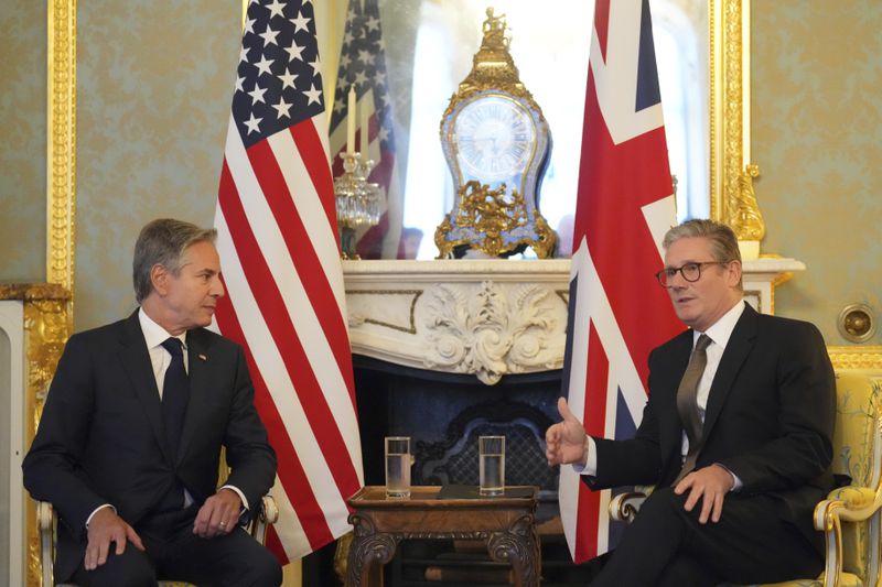 Britain's Prime Minister Keir Starmer, right, and U.S. Secretary of State Antony Blinken meet in Lancaster House, London, Tuesday, Sept. 10, 2024. (Carl Court/Pool via AP)