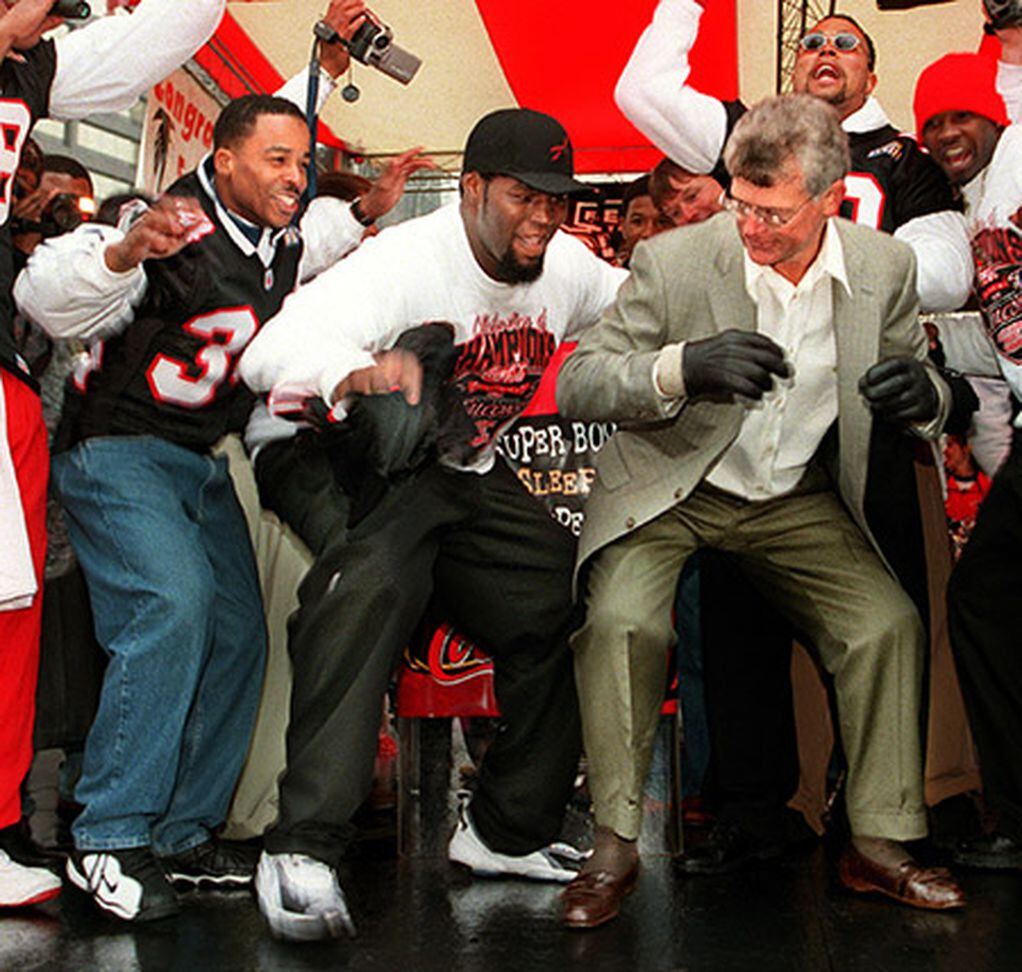 Bob Whitfield at Super Bowl Experience 