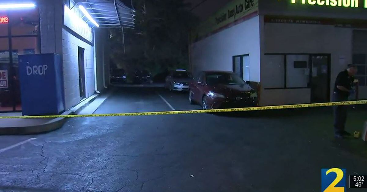 Lenox shooting over parking space leaves one dead in Atlanta