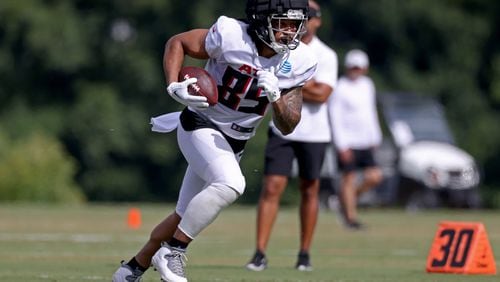 Tight end MyCole Pruitt was one of the players added to the Falcons' practice squad. (Jason Getz / Jason.Getz@ajc.com)