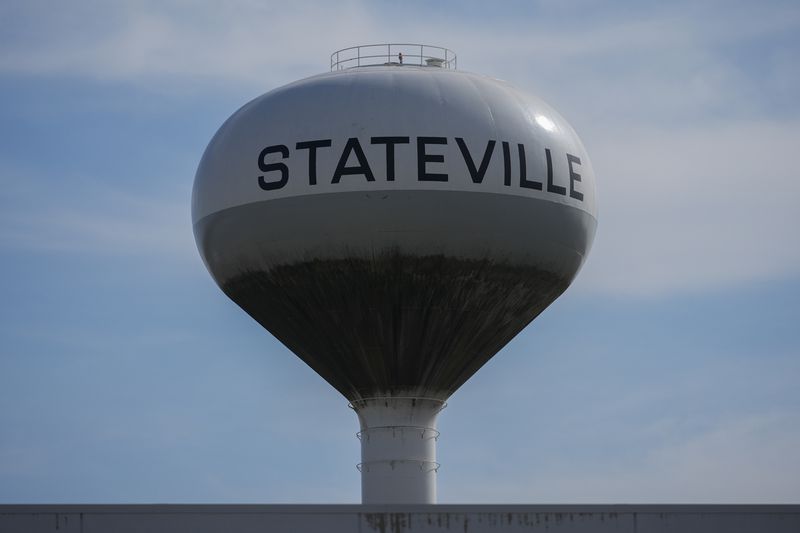 Stateville Correctional Center, a historic but dilapidated prison set to close and a replacement built, can be seen Monday, Sept. 16, 2024, in Crest Hill, Ill. (AP Photo/Erin Hooley)