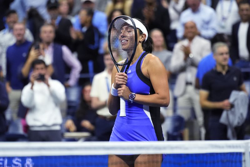 Jessica Pegula, of the United States, reacts after defeating Iga Świątek, of Poland, during the quarterfinals of the U.S. Open tennis championships, Wednesday, Sept. 4, 2024, in New York. (AP Photo/Eduardo Munoz Alvarez)