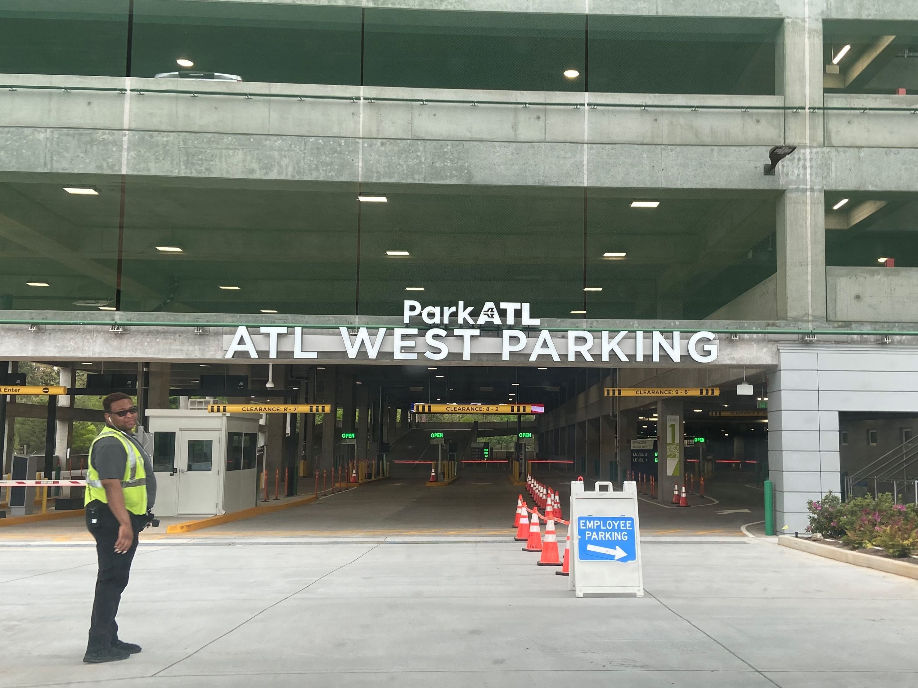 Atlanta Airport Using New Atl West Parking Deck As Lots Fill Up