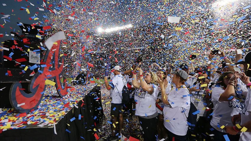 Photos: Braves' final game at Turner Field