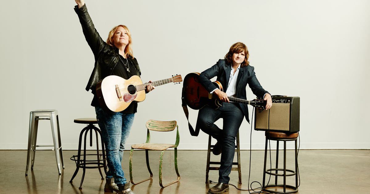 Indigo Girls' Emily Saliers talks 'One Lost Day' and playing her Atlanta hometown