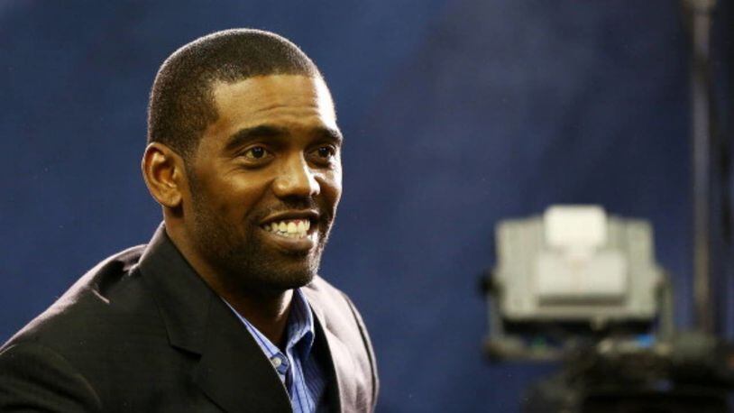 That's not Connecticut! ESPN analyst Randy Moss flies to Bristol