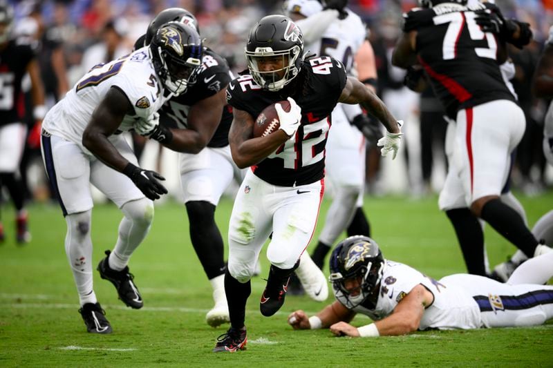 Atlanta Falcons cornerback Trey Vaval runs against the Baltimore Ravens during the second half of a preseason NFL football game on Saturday, Aug. 17, 2024, in Baltimore. (AP Photo/Nick Wass)