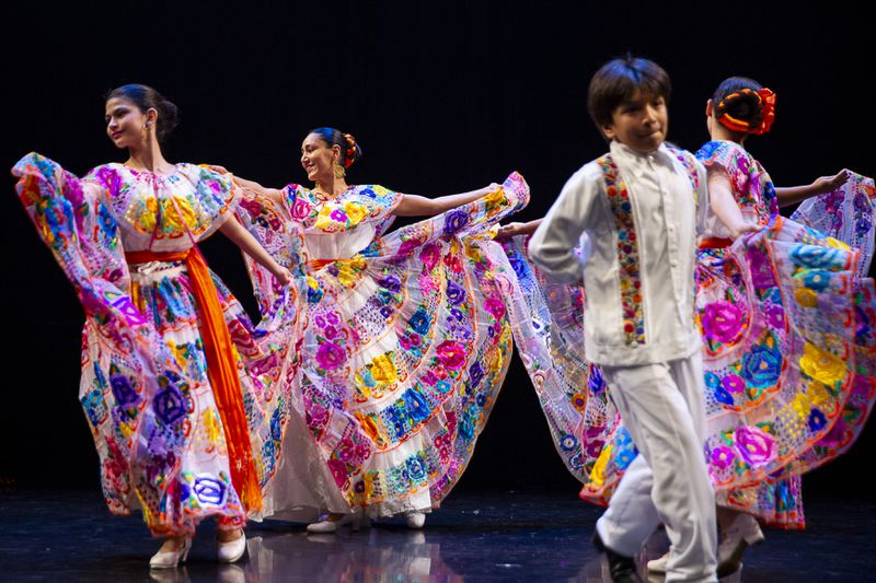 Maya, Jimena and Tomás, from Alma Mexicana Danza Folklórica.