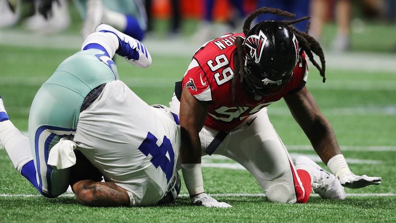 Dallas Cowboys sign veteran DE Takk McKinley to practice squad