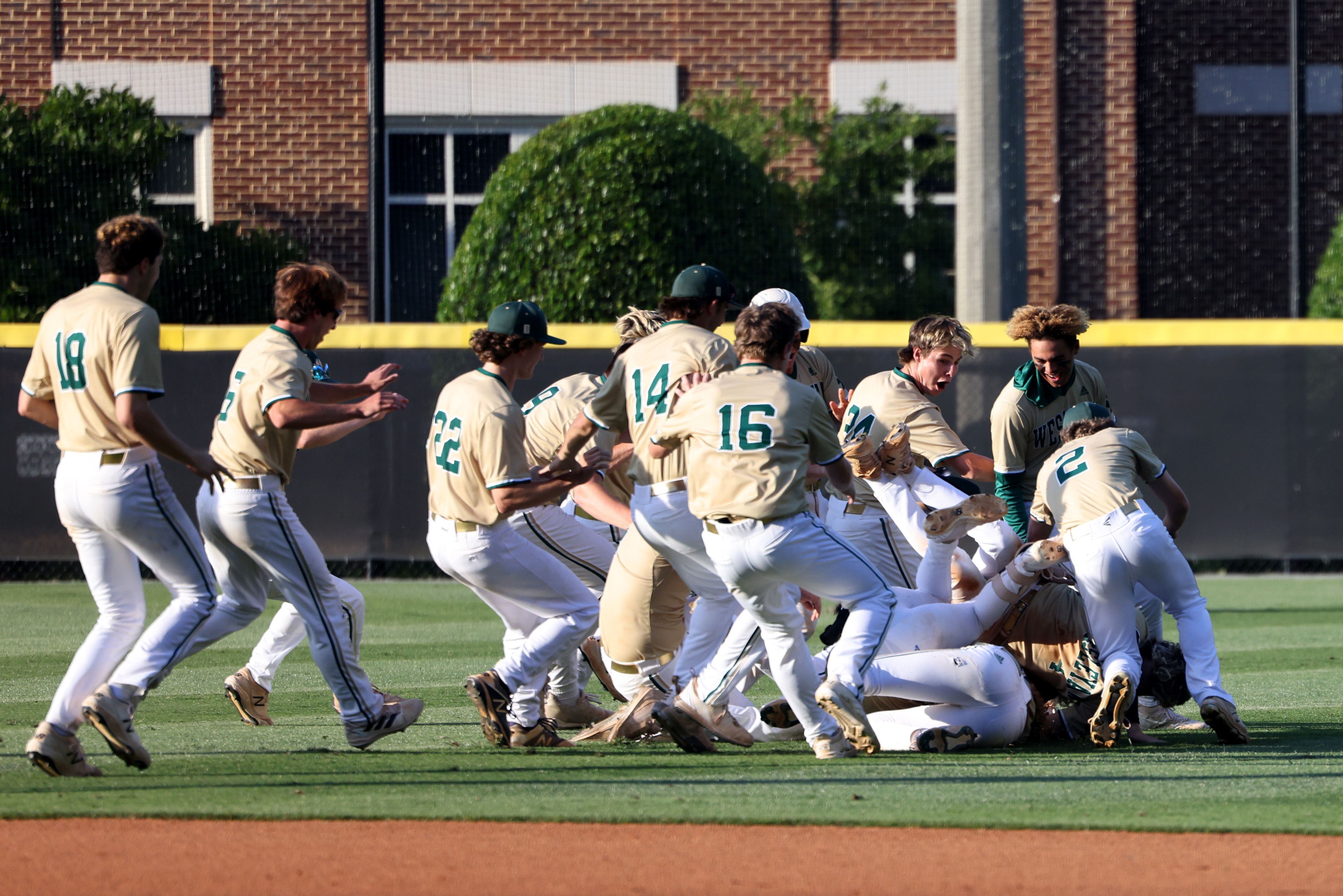 Photos: Cooper Blauser, Jeff Blauser's son, leads Wesleyan to win