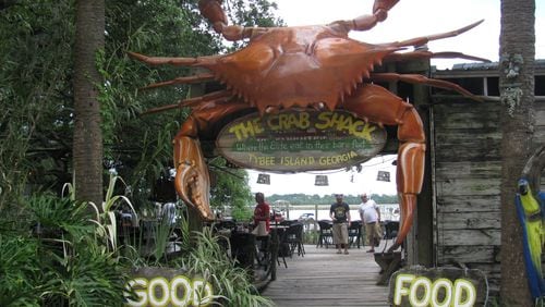 The Crab Shack overlooking Chimney Creek on Tybee Island is a popular spot for dockside dining. (SUZANNE VAN ATTEN / SVANATTEN@AJC.COM)