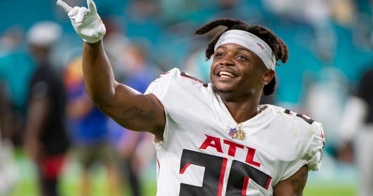 What Does Atlanta Falcons' Jessie Bates III Signing Mean for Jaylinn Hawkins?  Arthur Smith Explains - Sports Illustrated Atlanta Falcons News, Analysis  and More