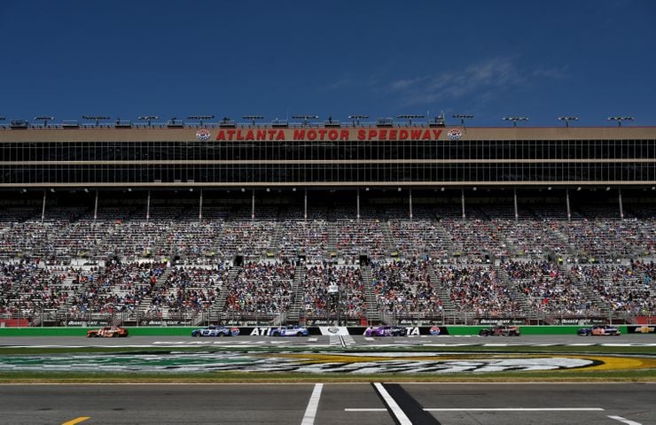 Quaker State 400 photos