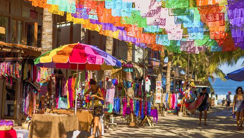 Sayulita, Nayarit’s Pueblo Mágico, or “Magical Town,” is a destination that uniquely combines virgin beaches, lush jungle, and vibrant artistic and cultural scenes.
Credit: Visitnayarit.travel