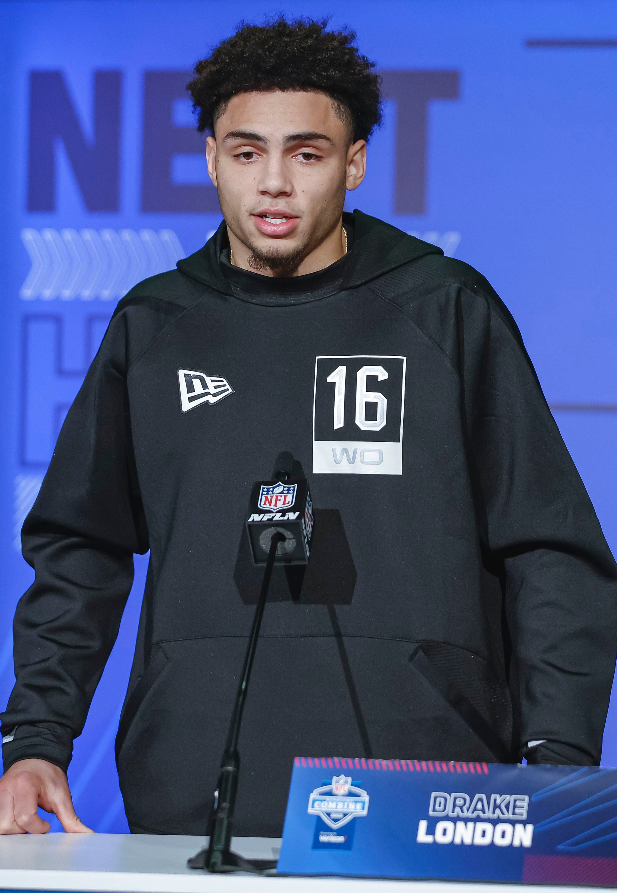 2022 NFL Draft: Atlanta Falcons selects Drake London at No. 8