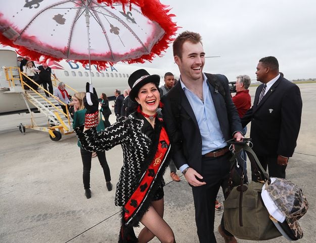 Photos: Bulldogs arrive at the Sugar Bowl