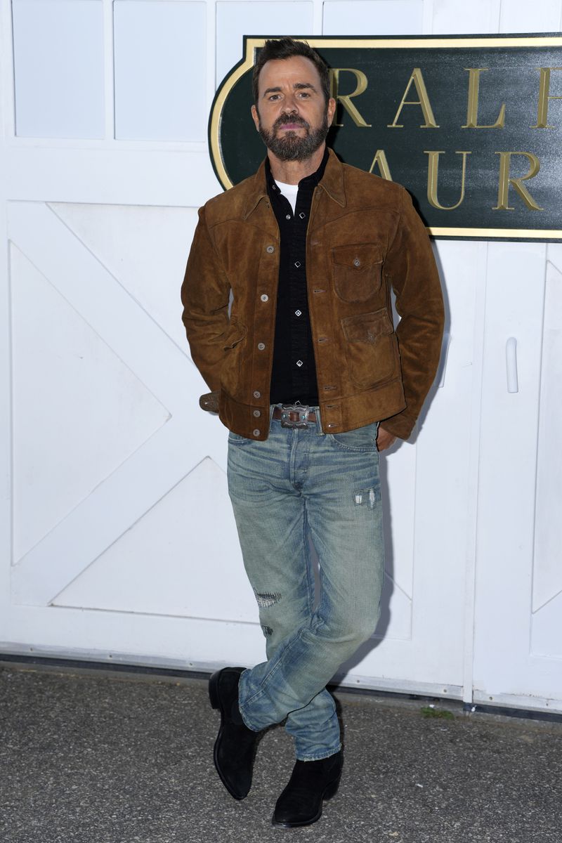 Justin Theroux attends the Ralph Lauren Spring/Summer 2025 fashion show as part of New York Fashion Week on Thursday, Sept. 5, 2024, at Khalily Stables in Bridgehampton, N.Y. (Photo by Charles Sykes/Invision/AP)