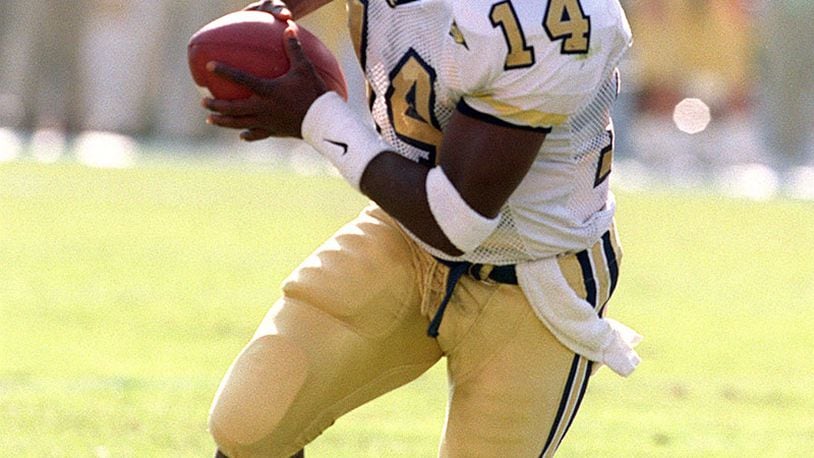 Williams makes catch against ivy, 08/19/1969