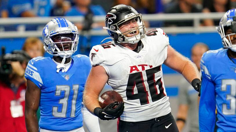 Falcons sign Pro Bowler Calais Campbell to one-year deal