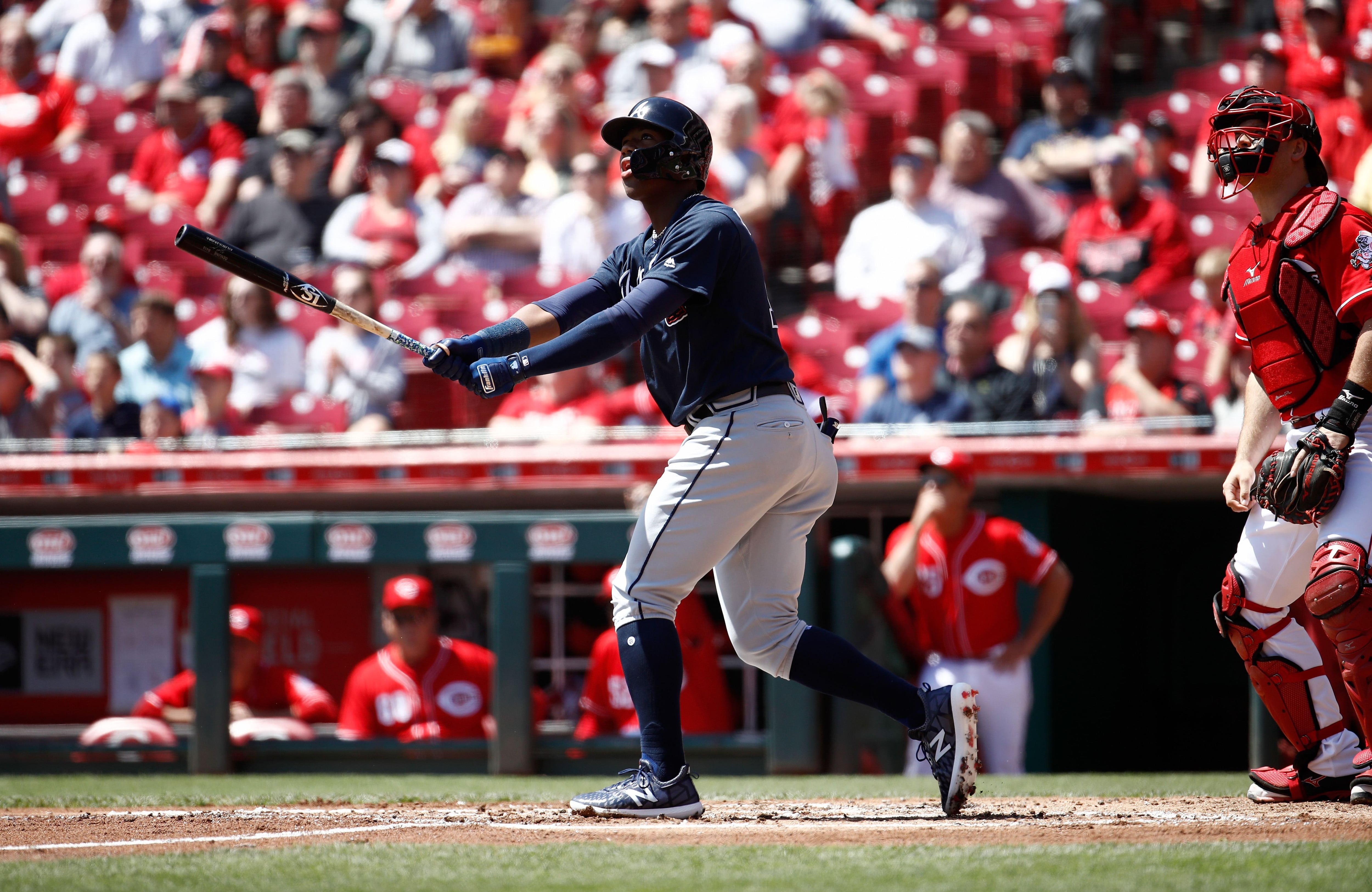 Braves reliever Jesús Cruz impresses with his slingshot