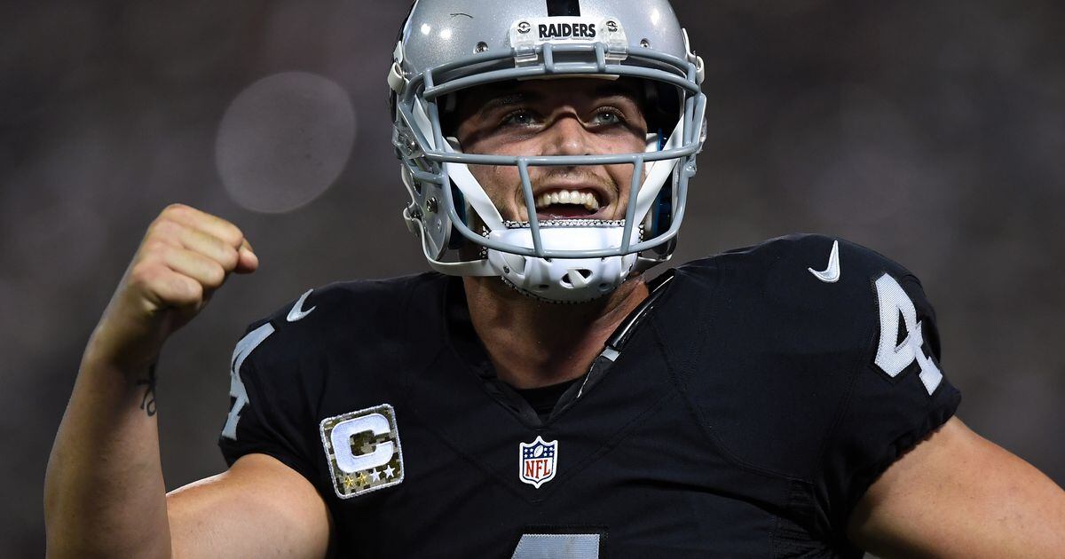 Report reveals when Raiders gave up on Derek Carr