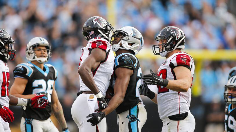 Carolina Panthers vs. Atlanta Falcons - NFL - Charlotte, NC - 2015