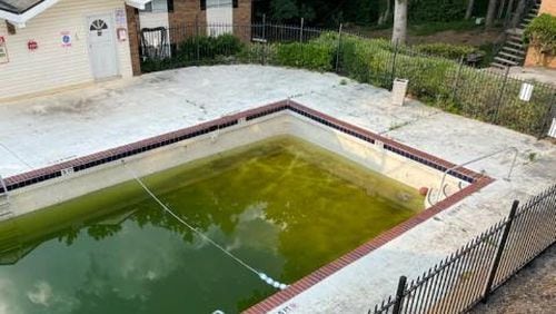 A poorly maintained pool is among the complaints of residents at Mitchell's Park, an apartment complex in Smyrna.
Courtesy of Ian Spiegelman